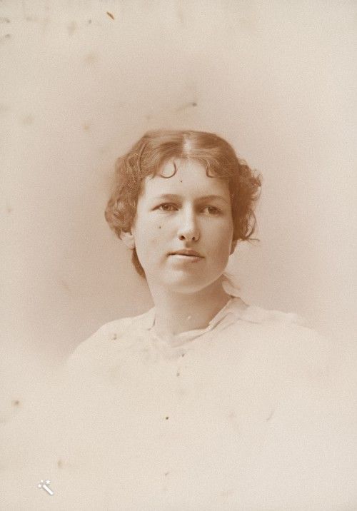 Edith Stevens